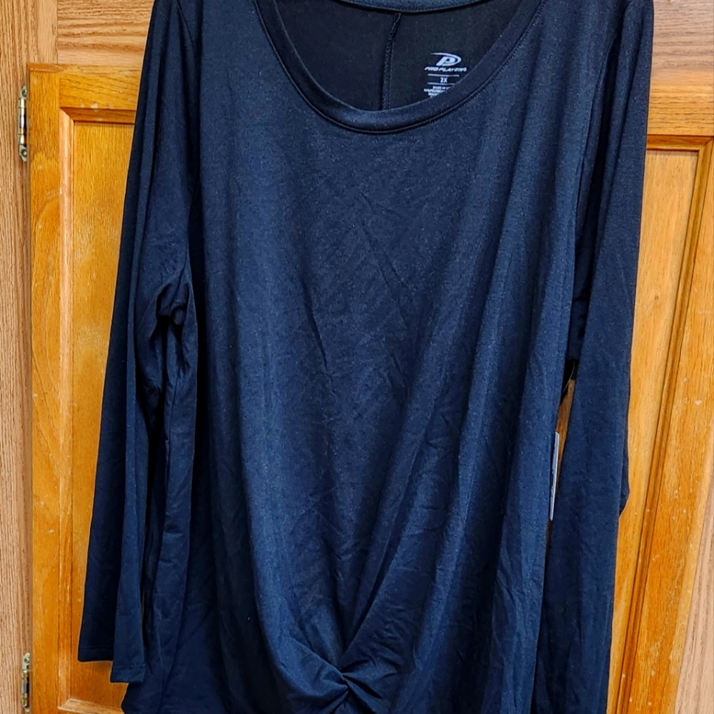 Black twist front tee XL